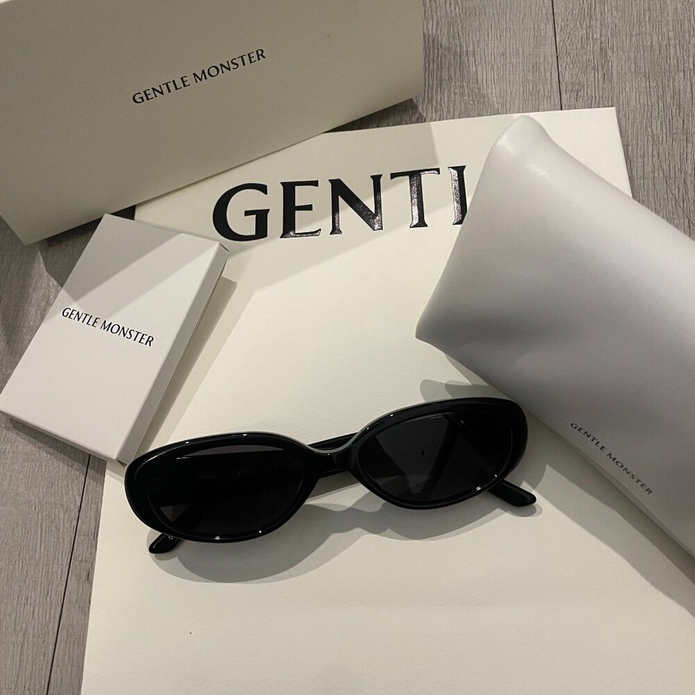 Maison Margiela x Gentle Monster Black Oval Sunglasses Designer Collab
